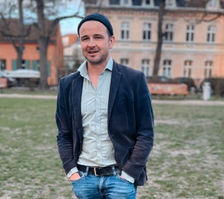 Andris Hennig - Restaurator für Möbel aus Potsdam und Berlin